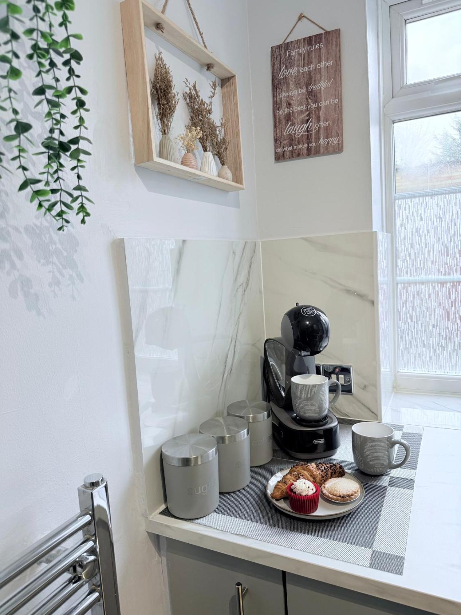 Staylondon - Sleeps 6 With Free Parking - Tourist, Concerts & Matches Luaran gambar